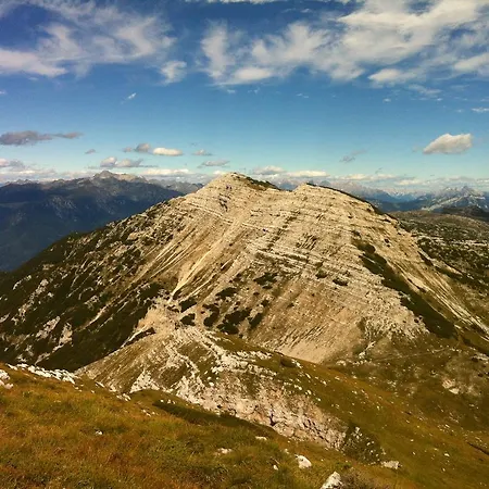 Stella Panzió Roana